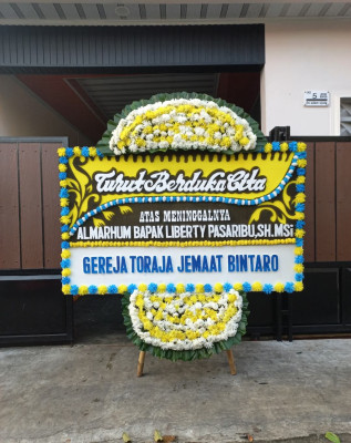 Papan Bunga Duka di Tirtasiak